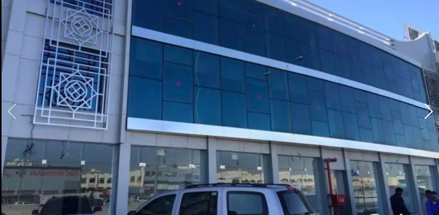 Коммерческий Готовая недвижимость Н/Ф Офис  продается в Доха #7304 - 1  image 